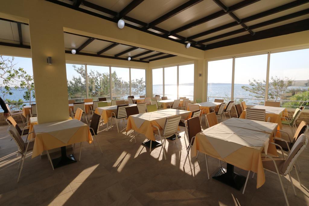 Hotel Vila 4M Ražanac 외부 사진