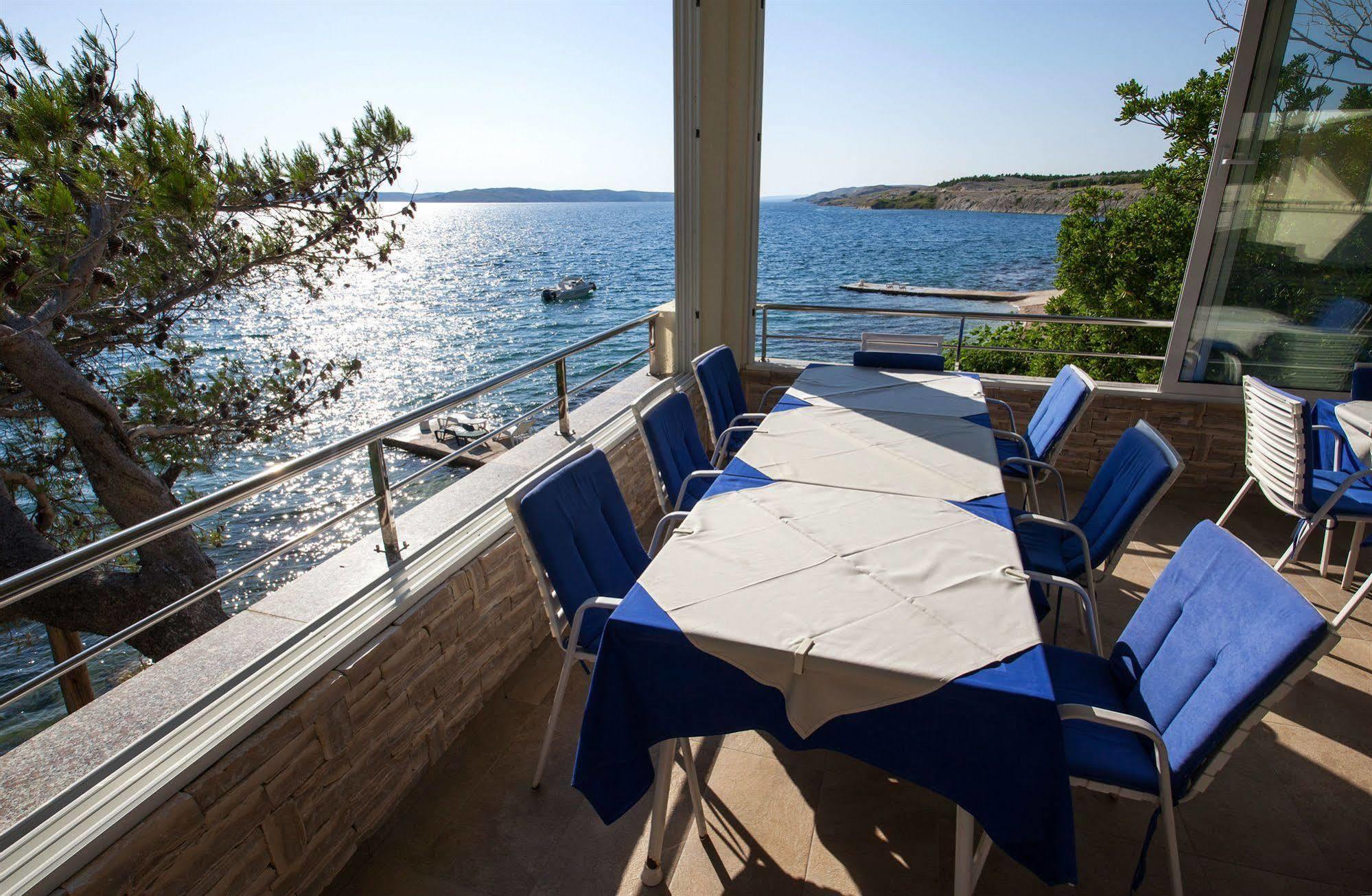 Hotel Vila 4M Ražanac 외부 사진