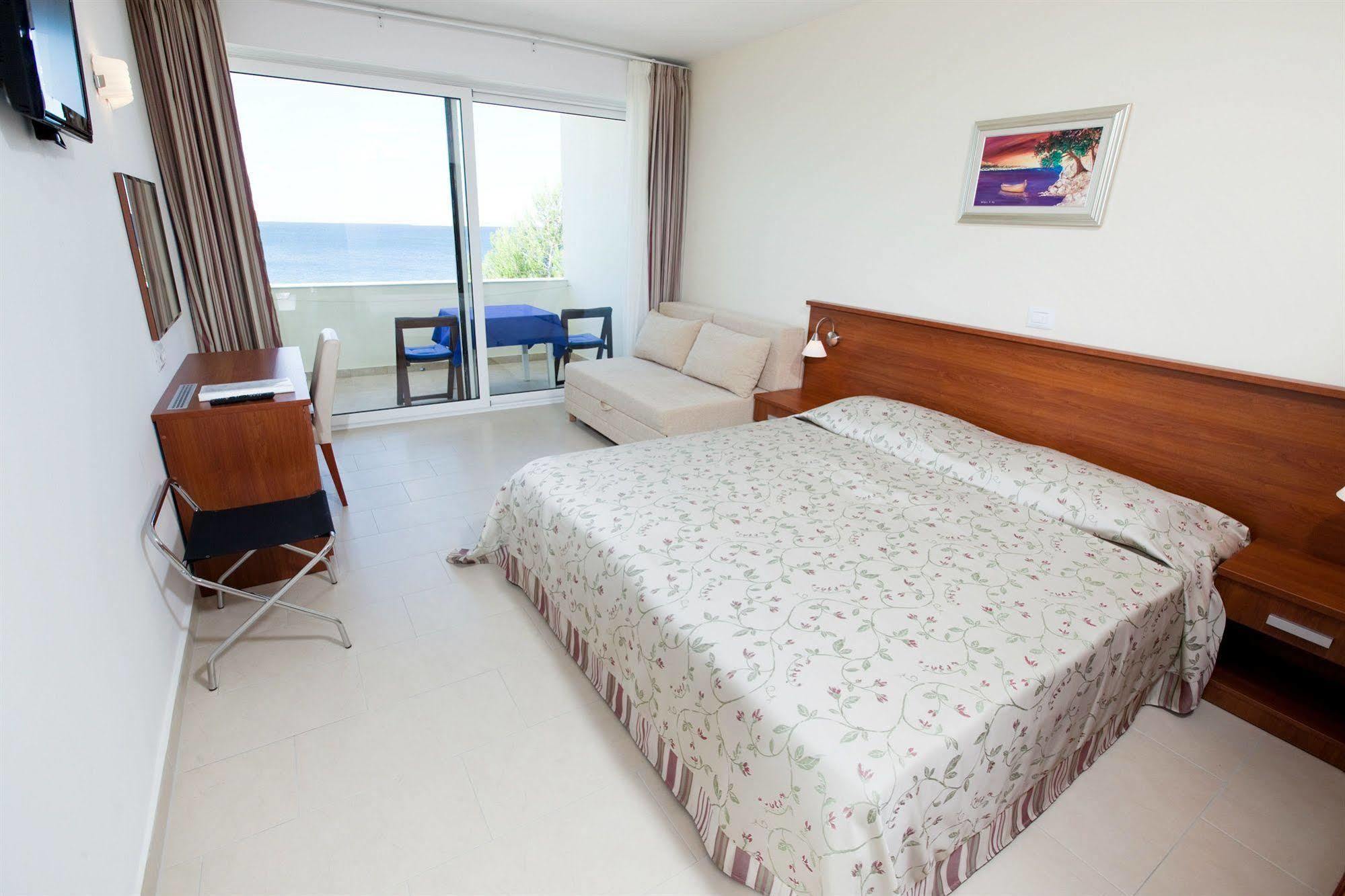 Hotel Vila 4M Ražanac 외부 사진